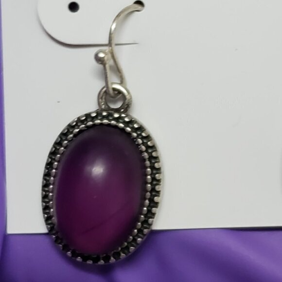 Women's Silver tone Dainty Design Purple Stone Oval Fishhook Teardrop Earrings - Picture 3 of 6